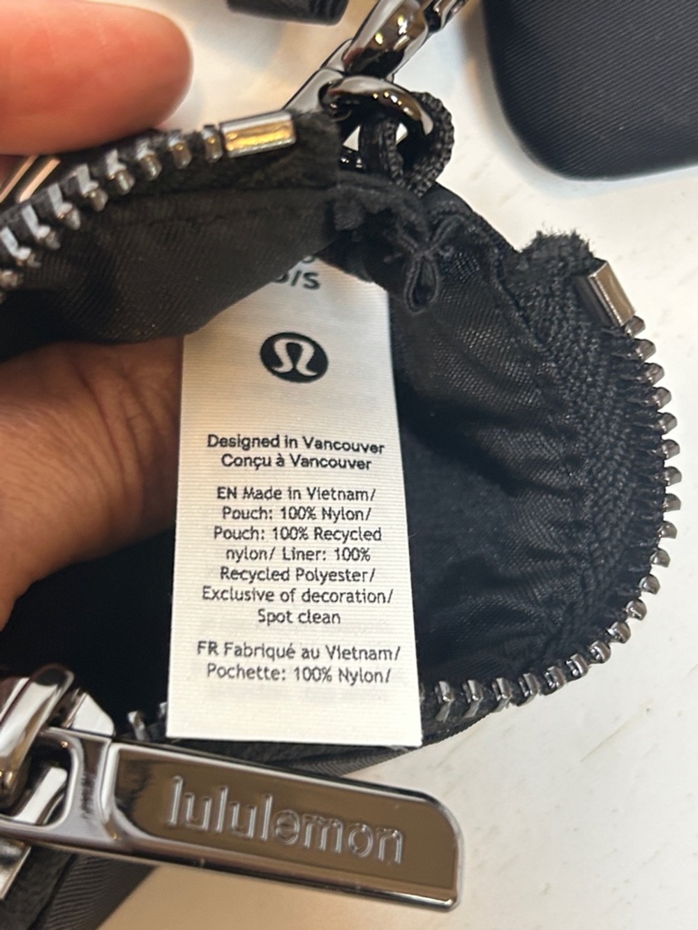 Lululemon Black Dual Pouch Wristlet New Without Tags - Picture 7 of 9